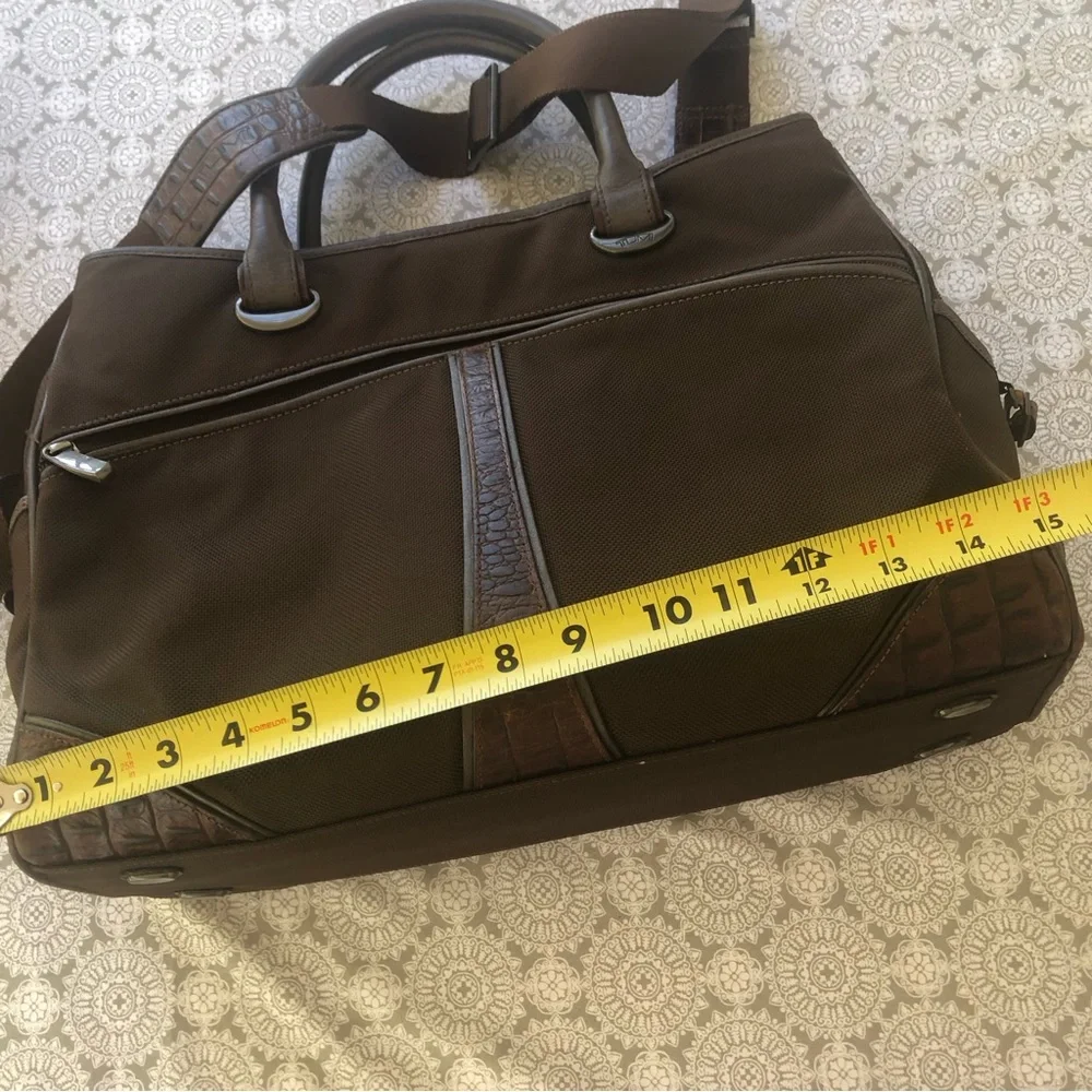 Tumi Multiple Compartment Messenger Bag Laptop Bag Travel Bag Croc Leather